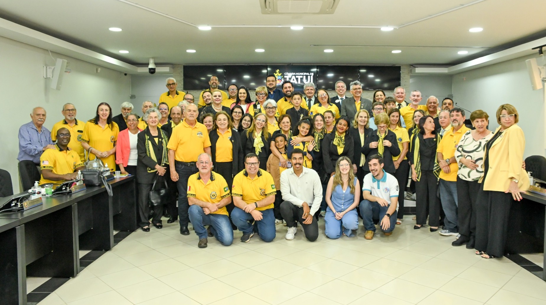 SESSÃO SOLENE HOMENAGEIA OS 70 ANOS DO LIONS CLUBE DE TATUÍ