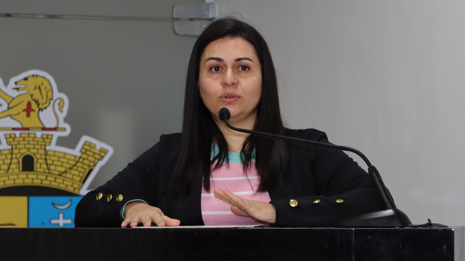 GABRIELA XAVIER REITERA PEDIDO PARA MUTIRÃO DE CASTRAÇÃO