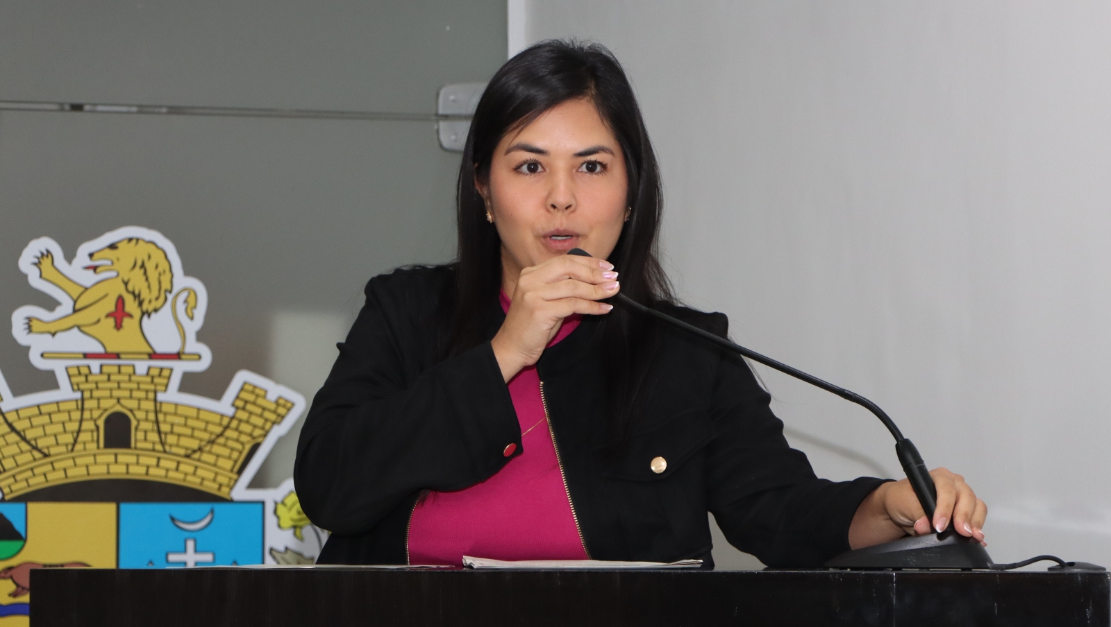 CINTIA YAMAMOTO FAZ COBRANÇAS A RESPEITO DE PSIQUIATRAS E TRANSPARÊNCIA NA PRESTAÇÃO DE CONTAS SOBRE EMENDAS PARLAMENTARES