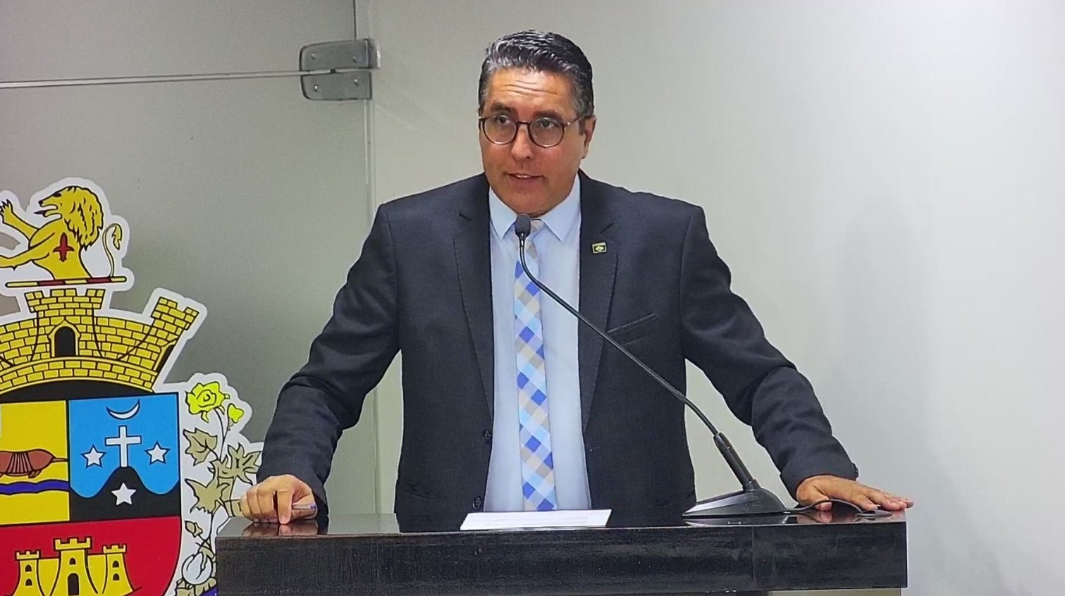 LEANDRO MAGRÃO ENFATIZA PEDIDOS PARA A RUA SALADINO SIMÕES DE ALMEIDA