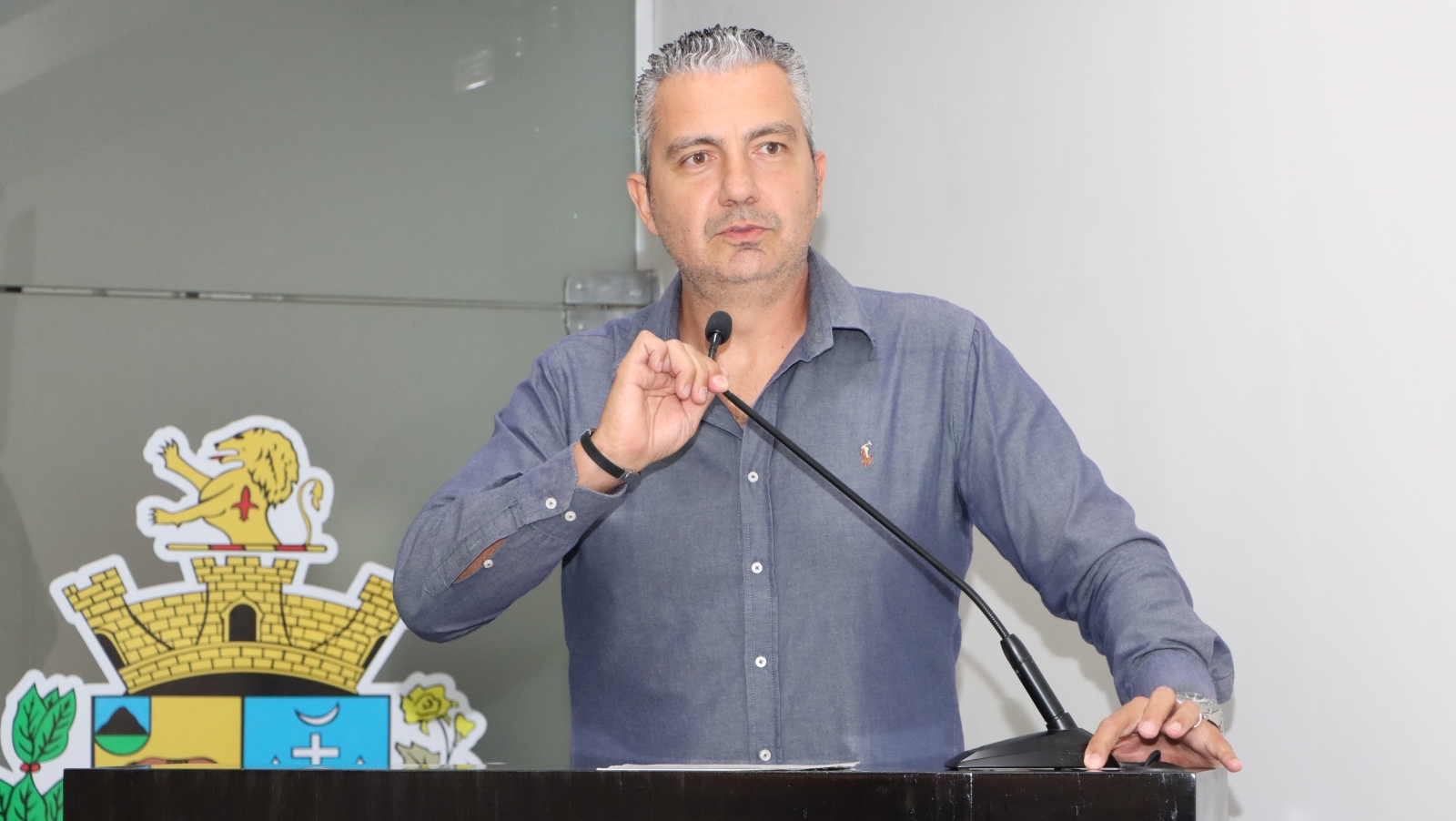 ALEX MOTA PEDE AO EXECUTIVO NOVA SEDE PARA O CONSELHO TUTELAR