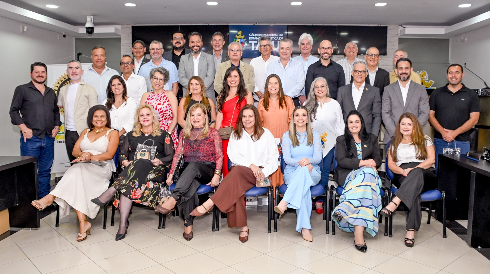 ASSOCIAÇÃO COMERCIAL E EMPRESARIAL DE TATUÍ É HOMENAGEADA NA CÂMARA PELOS 90 ANOS DE FUNDAÇÃO