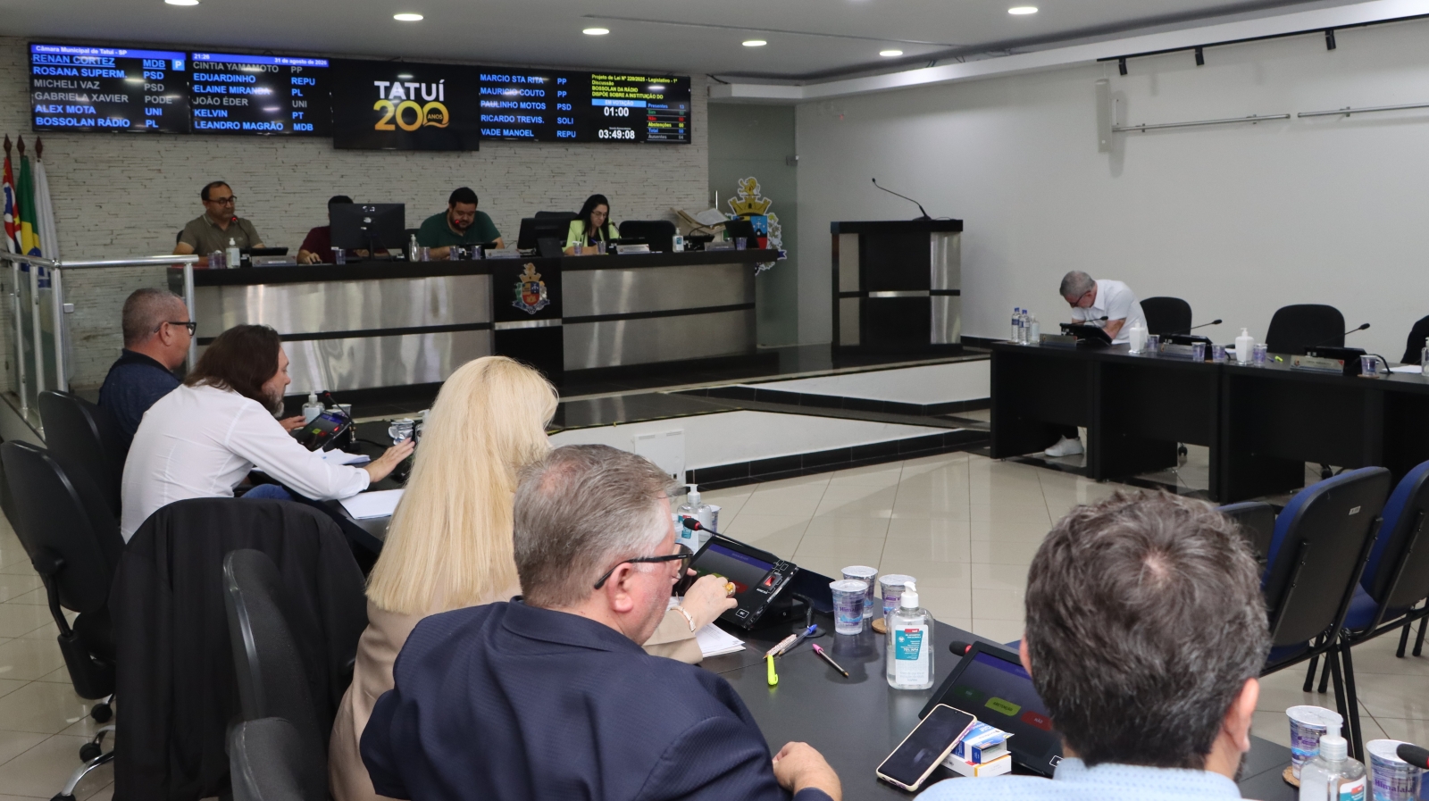 CINCO PROJETOS DO LEGISLATIVO SÃO APROVADOS EM SESSÃO EXTRAORDINÁRIA