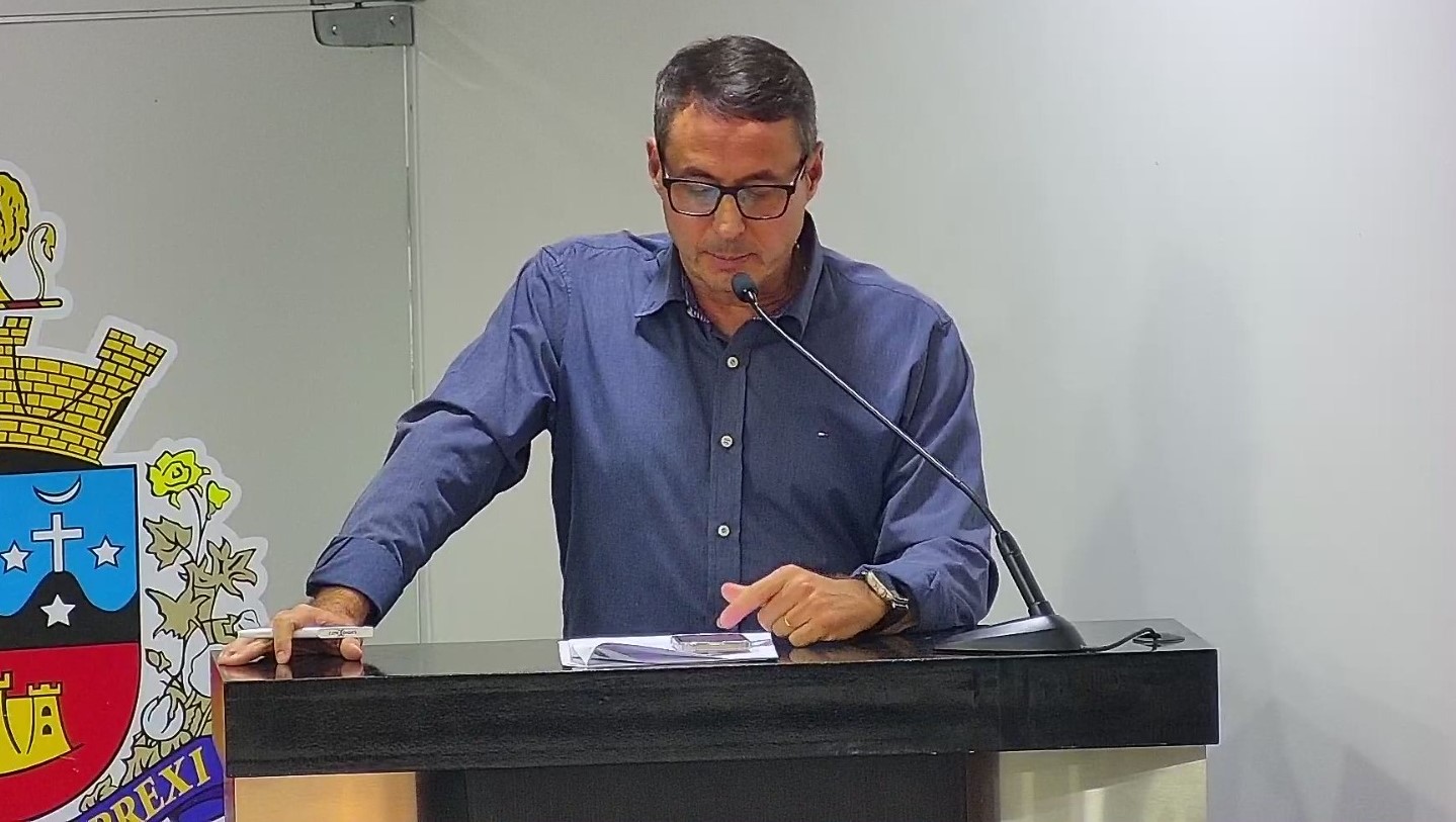 MARQUINHO DE ABREU REBATE QUESTIONAMENTOS FEITOS EM TRIBUNA