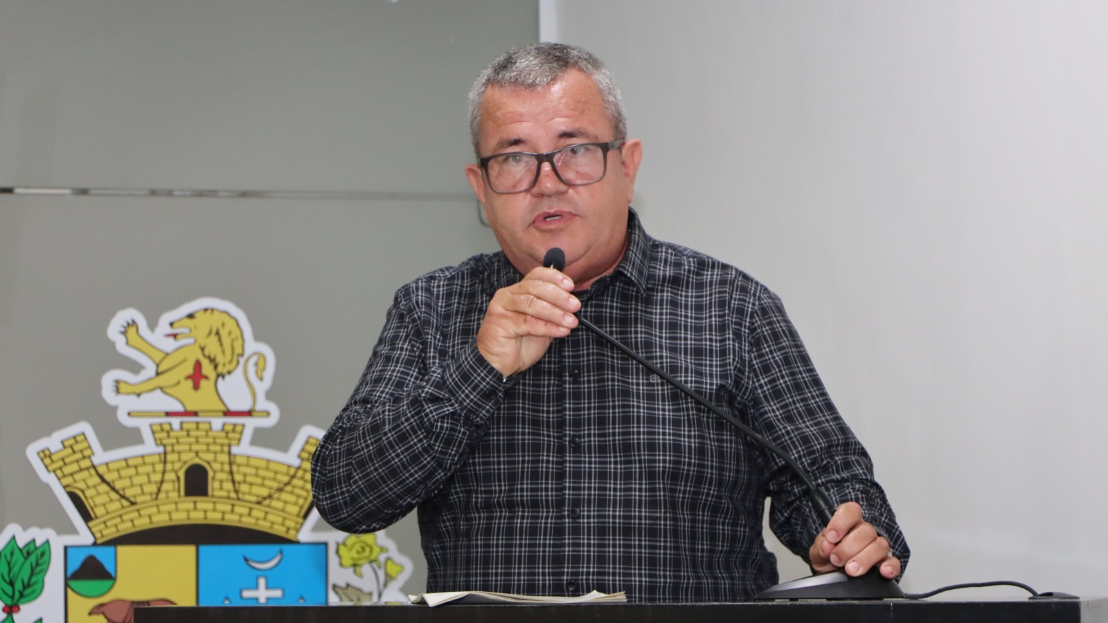 MÁRCIO DO SANTA RITA REITERA PEDIDOS DE MANUTENÇÃO EM VIAS
